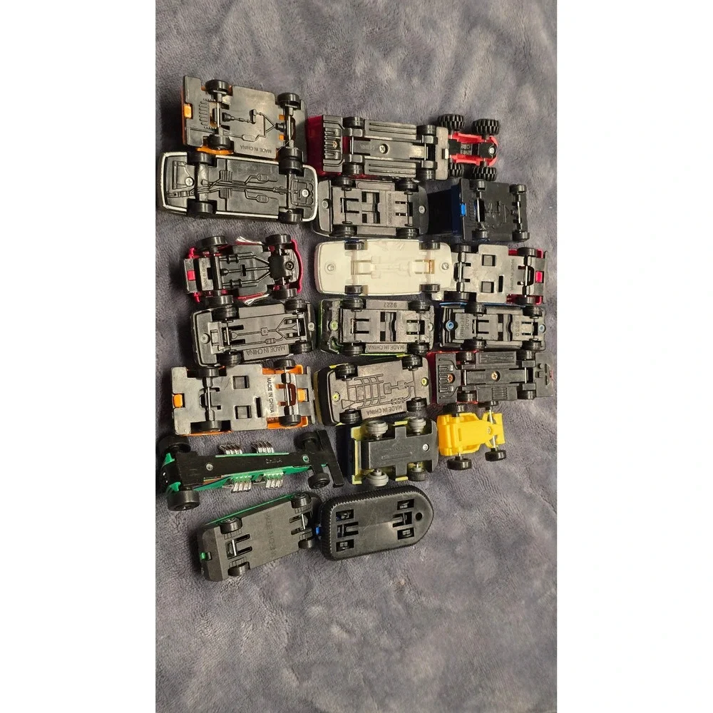Mixed Toy Car Lot 17pc Plastic Vehicles Police Racing Construction Yacht